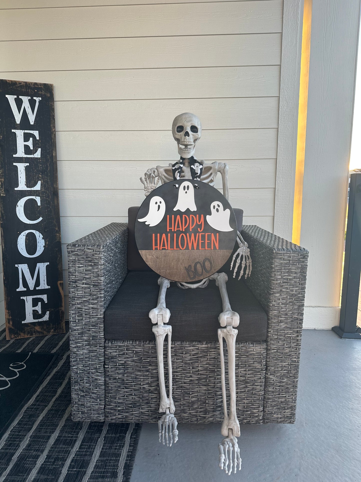 18” Ghost Door Sign